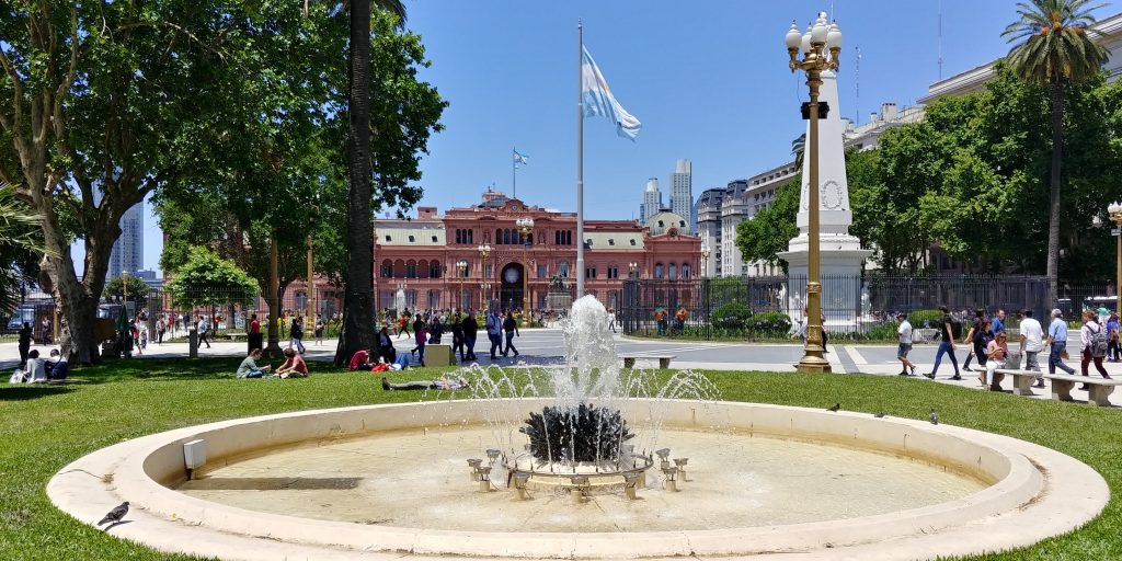 Plaza de Mayo, with Casa Rosada